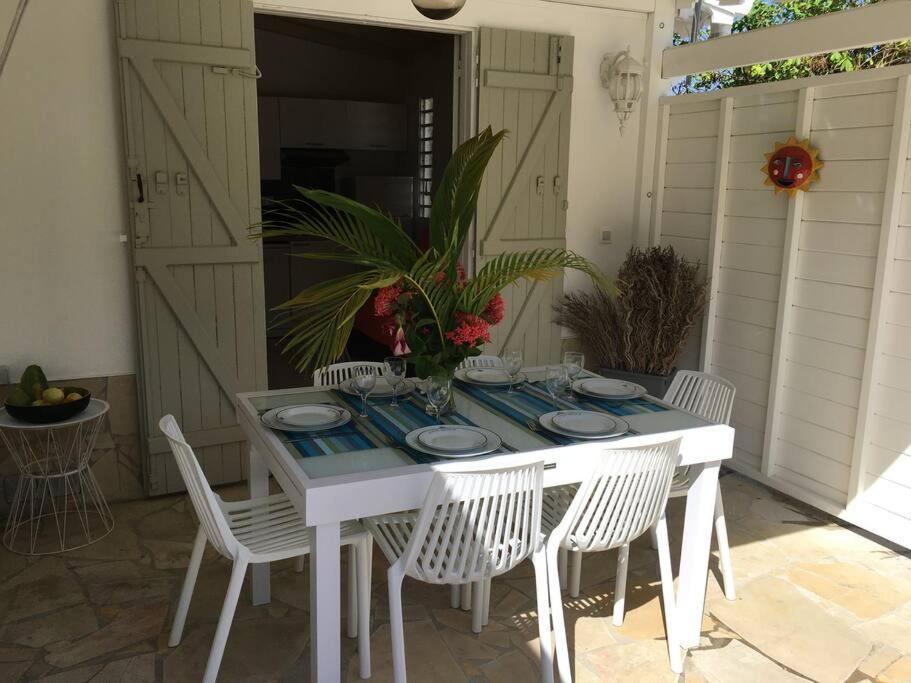 Villa avec piscine privée Saint-Francois  Extérieur photo